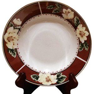 Two Vintage Dinner Plates, Cottage Kitchen, Gibson Housewares, Country Kitchen